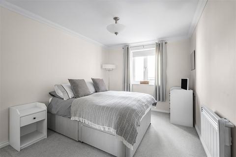 1 bedroom retirement property for sale, Poole Road, Bournemouth