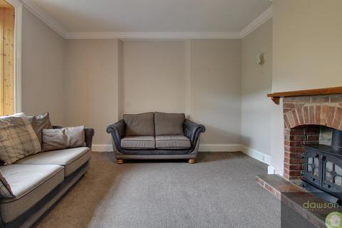 2 bedroom cottage for sale, Northgate, Elland
