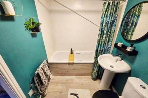 Studio for sale, 112 Waterfield Mill, Balme Road Cleckheaton, BD19 4DJ