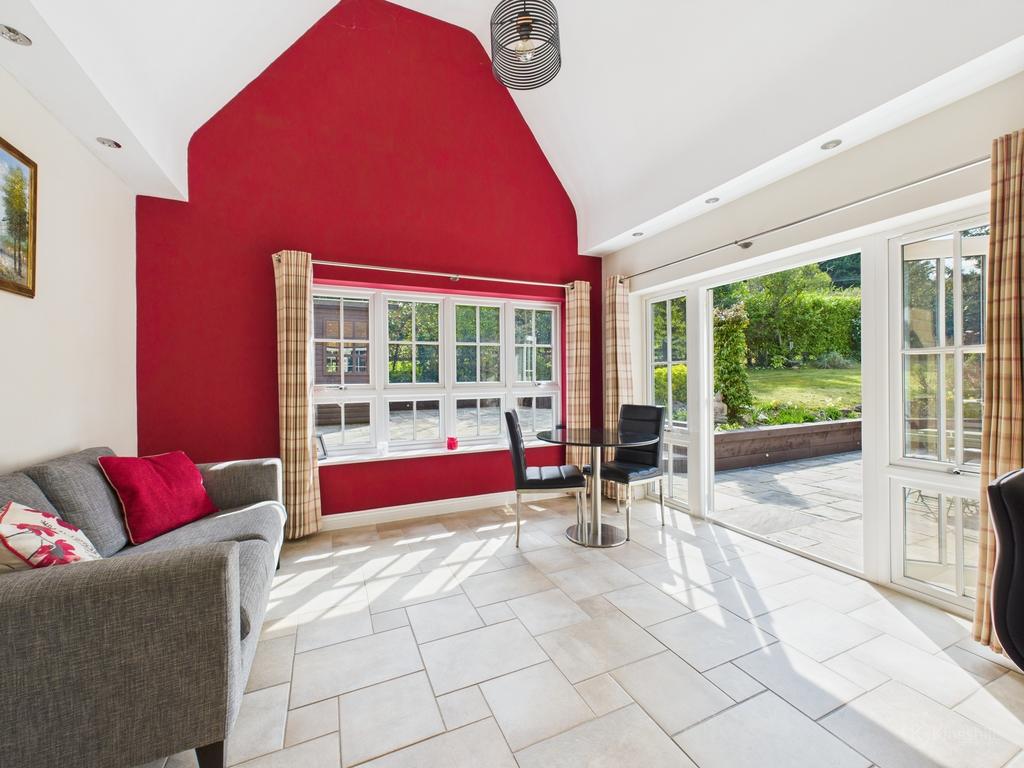 Breakfast Room