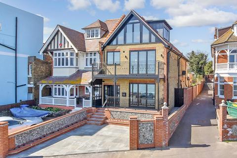 4 bedroom semi-detached house for sale, Eastern Esplanade, Broadstairs, Kent