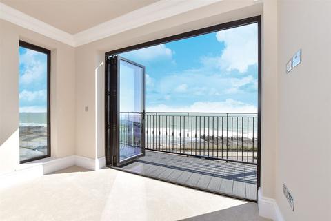 4 bedroom semi-detached house for sale, Eastern Esplanade, Broadstairs, Kent