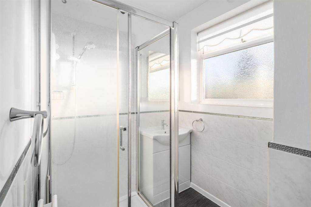 10 Ufton Close-12 lo.jpg