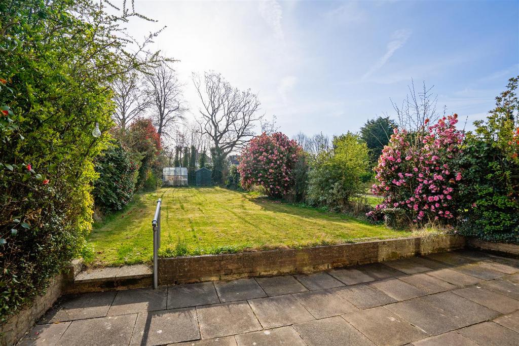 10 Ufton Close 1.jpg