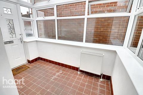 43 Chestnut Grove, Ilford, IG6 3AS