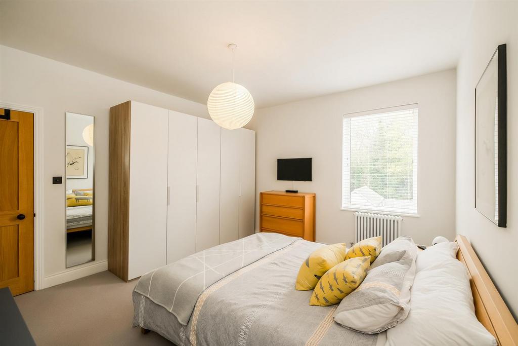 62 Woodlands Avenue-8 web.jpg
