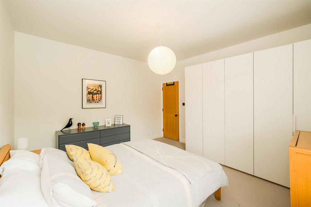 62 Woodlands Avenue-10 web.jpg