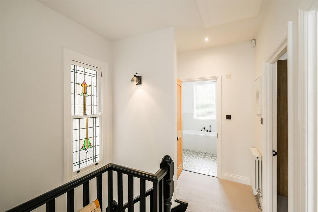 62 Woodlands Avenue-6 web.jpg