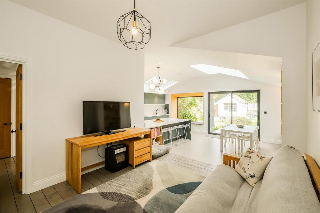 62 Woodlands Avenue-20 web.jpg