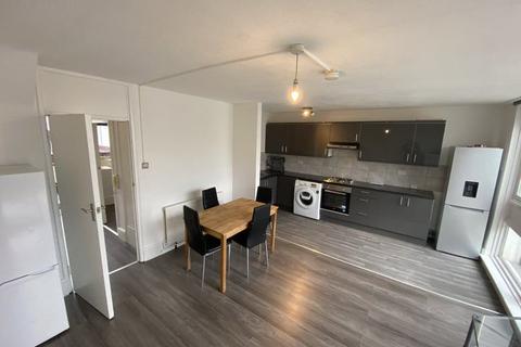 1 bedroom in a flat share to rent, St. Anns Road, London W11