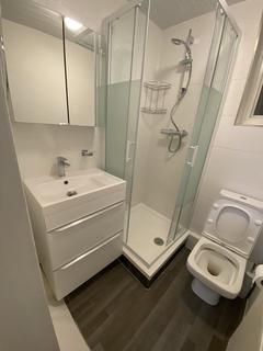 1 bedroom in a flat share to rent, St. Anns Road, London W11