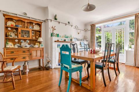 3 bedroom semi-detached house for sale, Vernon Walk, Tadworth KT20