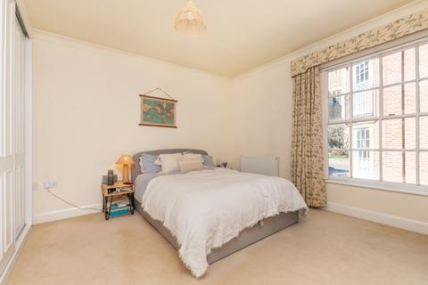 4 Albion Place, Winchester, SO23 8AX