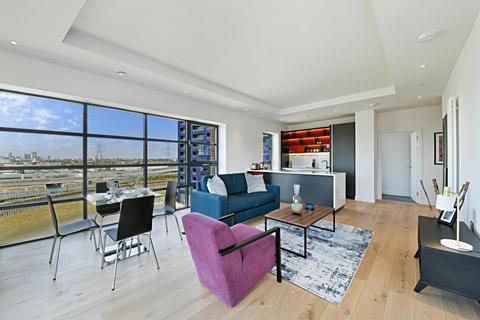 2 bedroom flat for sale, Amelia House, London City Island, E14