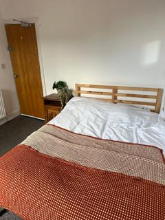 7 bedroom house to rent, Granville Road, Manchester M14