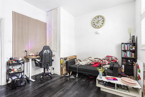 1 bedroom apartment for sale, York Street, Twickenham, TW1