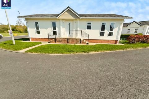 2 bedroom park home for sale, Chilton Park, Bridgwater, TA6