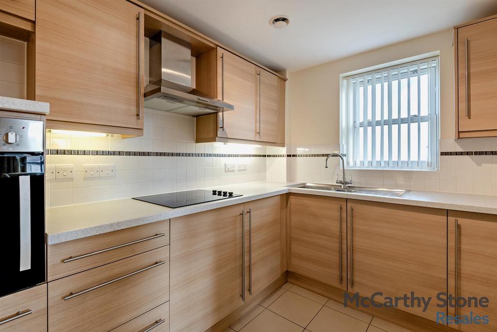 8640354-interior18-800.jpg