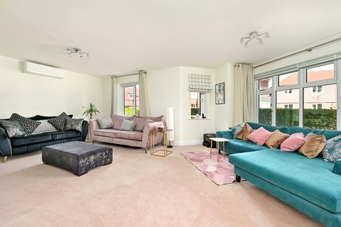 4 bedroom detached house for sale, Copse Close, Fleet, Hampshire, GU51