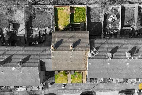 8 Abbotts Vale, Chesham, HP5 3HN