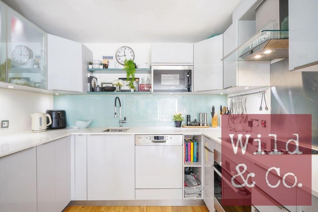 Flanders House - 4 Yv FY8 Li AJYSJKm KIBQf.jpg
