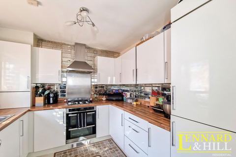 undefined, Grangewick Road, Thurrock RM16