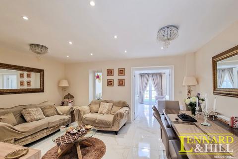 undefined, Grangewick Road, Thurrock RM16