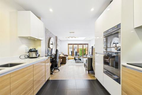 undefined, Ashflower Drive, Romford RM3