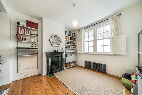 8 Cyprus Street, London, E2 0NN