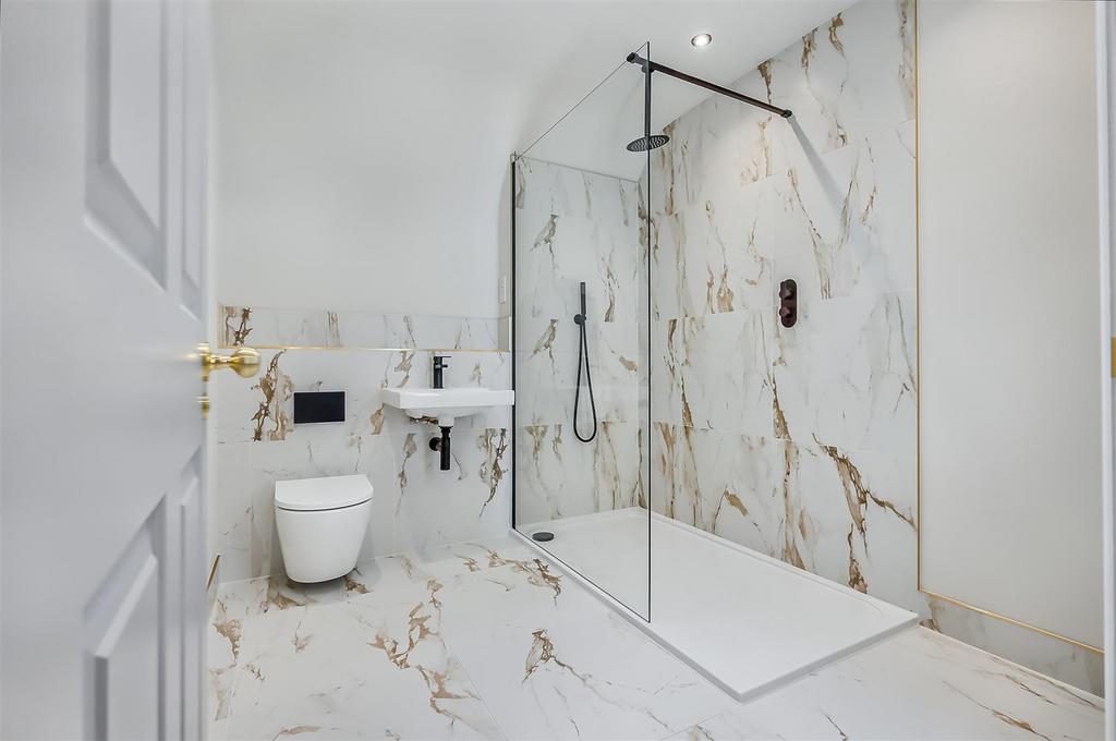 The Grange - Plot 3 (Photo Refresh) (18 of 32).jpg