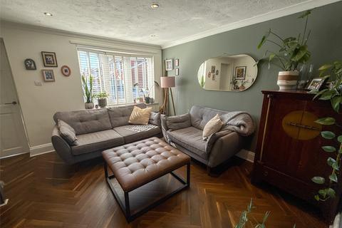 18 Broad Park, Gateshead, NE10 8HW