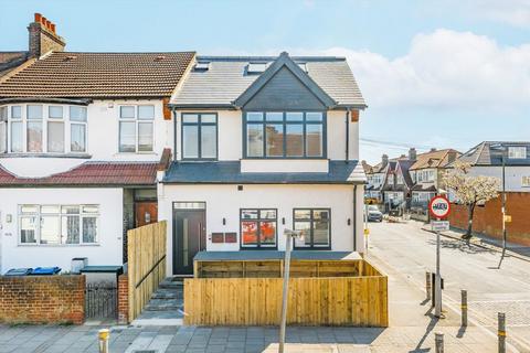 1 bedroom flat for sale, Streatham Road, Mitcham CR4