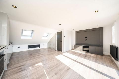 1 bedroom flat for sale, Streatham Road, Mitcham CR4