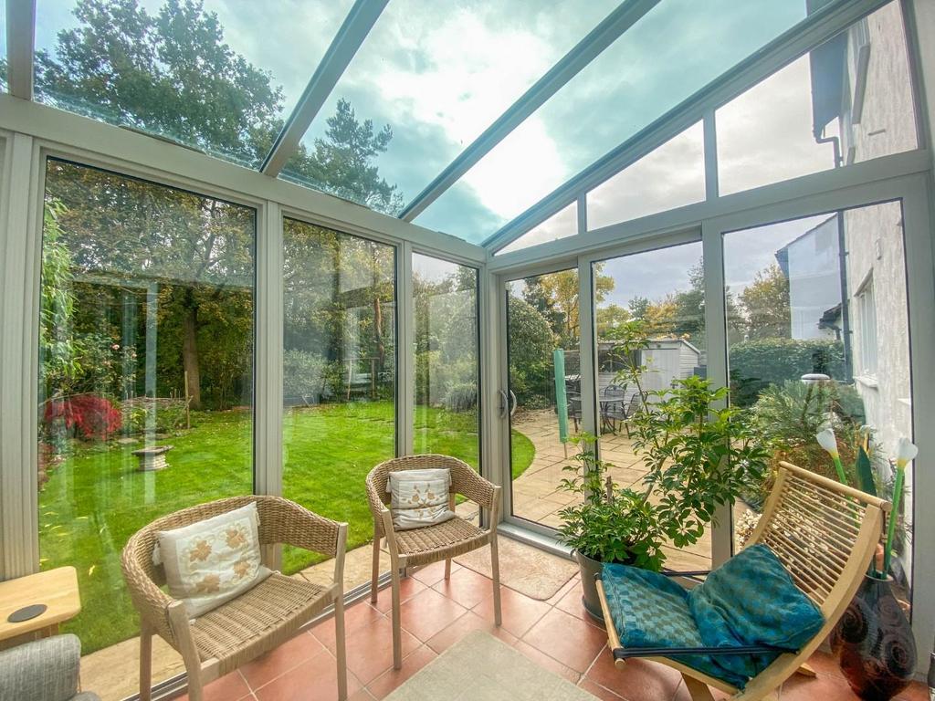 New conservatory - 1.jpg