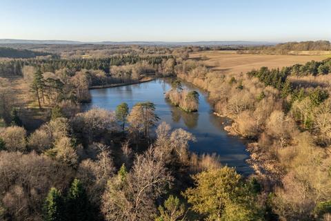 Land for sale, Cross In Hand