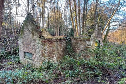 Land for sale, Cross In Hand