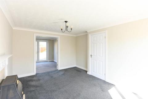 35 Jasmine Way, Trowbridge, BA14 7SW