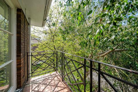 1 bedroom flat for sale, Brompton Park Crescent, Fulham, London, SW6