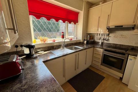 2 bedroom detached bungalow for sale, Hillary Avenue, Ashton-Under-Lyne OL7