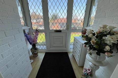 2 bedroom detached bungalow for sale, Hillary Avenue, Ashton-Under-Lyne OL7