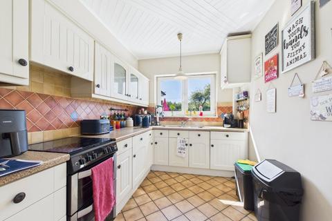 32 Tuffley Avenue, Gloucester, GL1 5LX