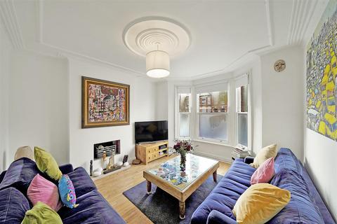 3 bedroom flat for sale, Holland Road, Kensal Rise, London
