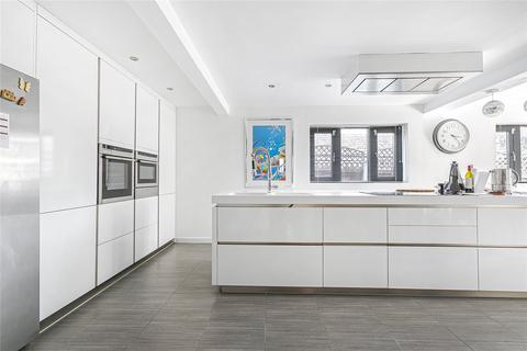 5 bedroom detached house for sale, Barnet Gate Lane, Arkley, Hertfordshire, EN5