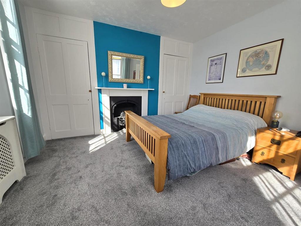 Bedroom 2.jpg