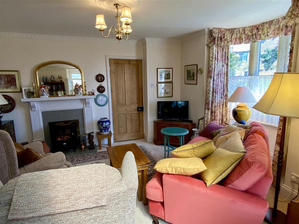 Sitting Room (2).JPEG