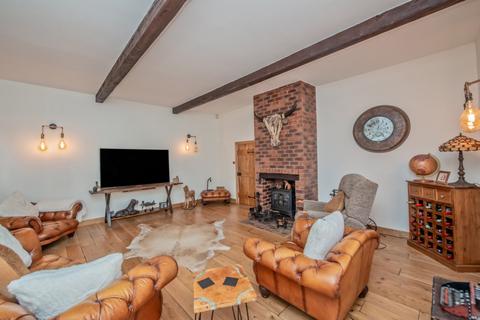 4 bedroom barn conversion for sale, Knowles Lane, Gomersal, West Yorkshire, BD19
