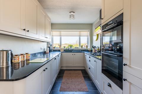 7 Berkeley Crescent, Uphill, Weston-super-mare, BS23 4XZ
