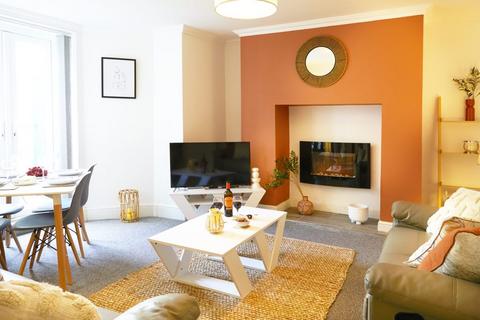 2 bedroom apartment for sale, Rutland Terrace, Scarborough YO12
