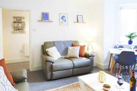 2 bedroom apartment for sale, Rutland Terrace, Scarborough YO12
