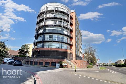 undefined, Royal Crescent, Newbury Park